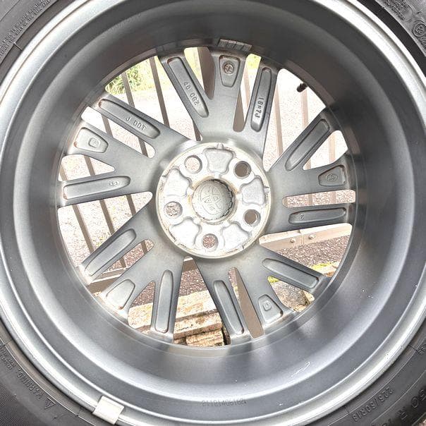 トヨタカローラクロス純正 225/50 R18 ホイールセット／ミシュランタイヤ