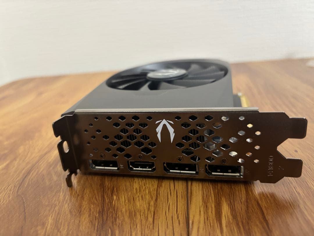 グラフィックボード・グラボ・ビデオカード NVIDIA GeForce RTX 4060 8GB