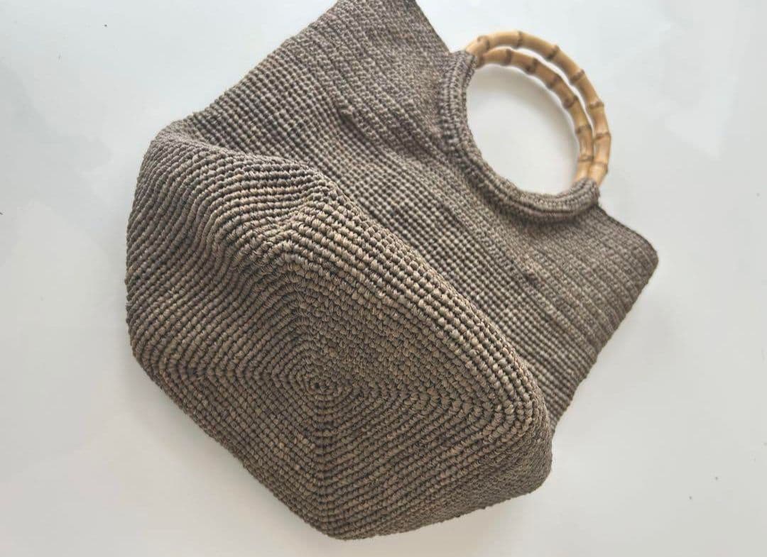 【再販】　ヨーガンレール　ラフィアバッグ