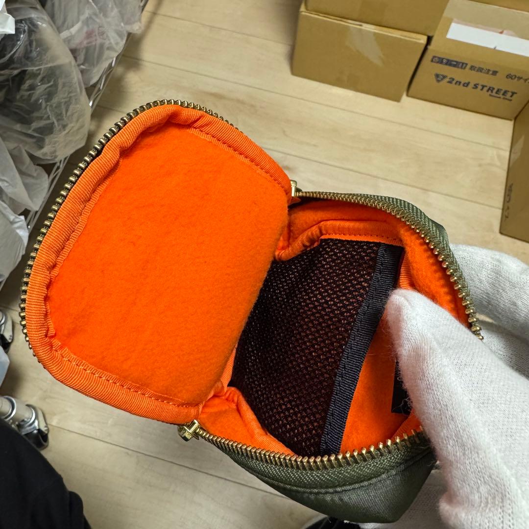 新品同様　ポーター PORTER TANKER タンカー　ポーチ セージグリーン