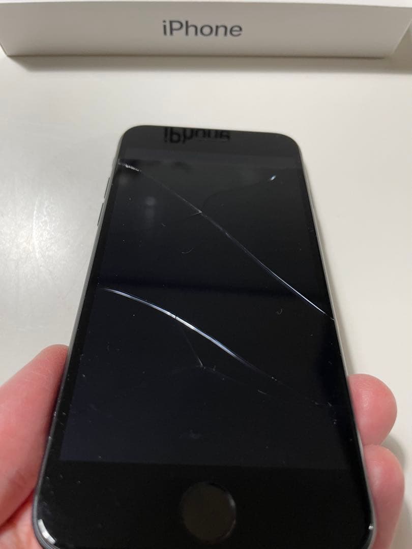 iPhone SE 第3世代 64GB ジャンク　MMYC3J/A