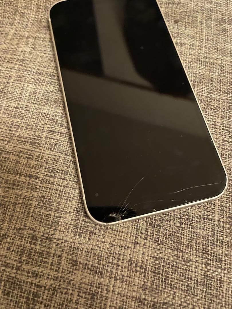 S*T様 Apple iPhone 12miniホワイト ひび割れあり