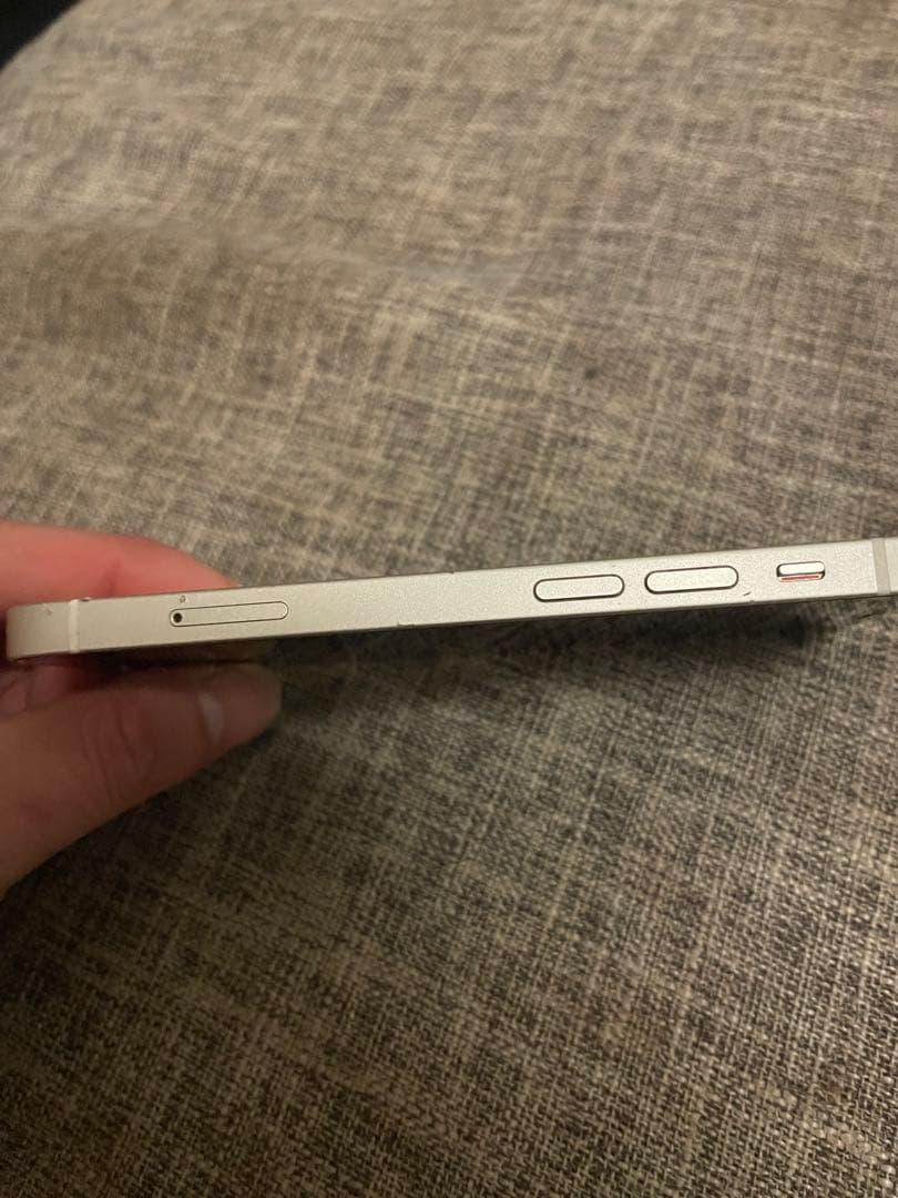 S*T様 Apple iPhone 12miniホワイト ひび割れあり