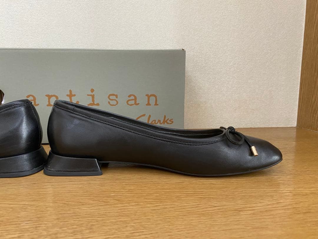 専用❗️☆Clarks(クラークス)☆フラットバレエシューズ黒24cm