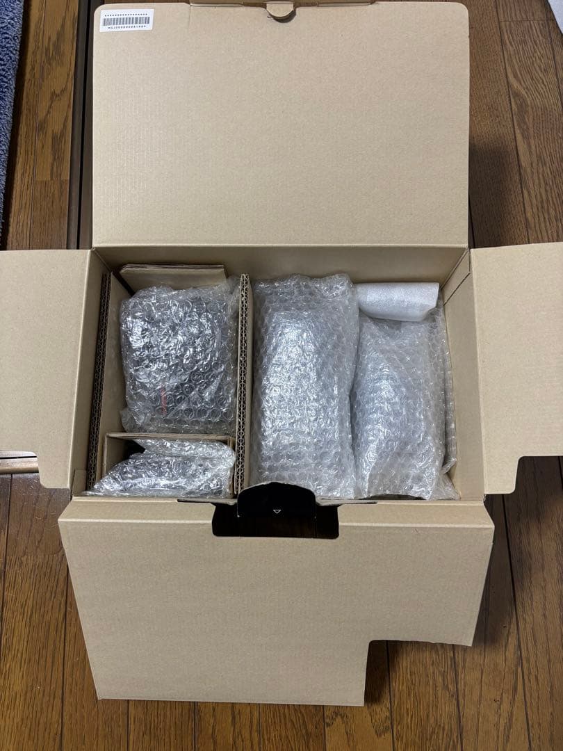 【美品】Nikon D5600 18-55VR+70-300VR Kit