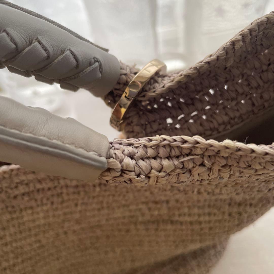 HELEN　KAMINSKI　ラフィア　レザー　グレーかごバッグ フリンジ付き