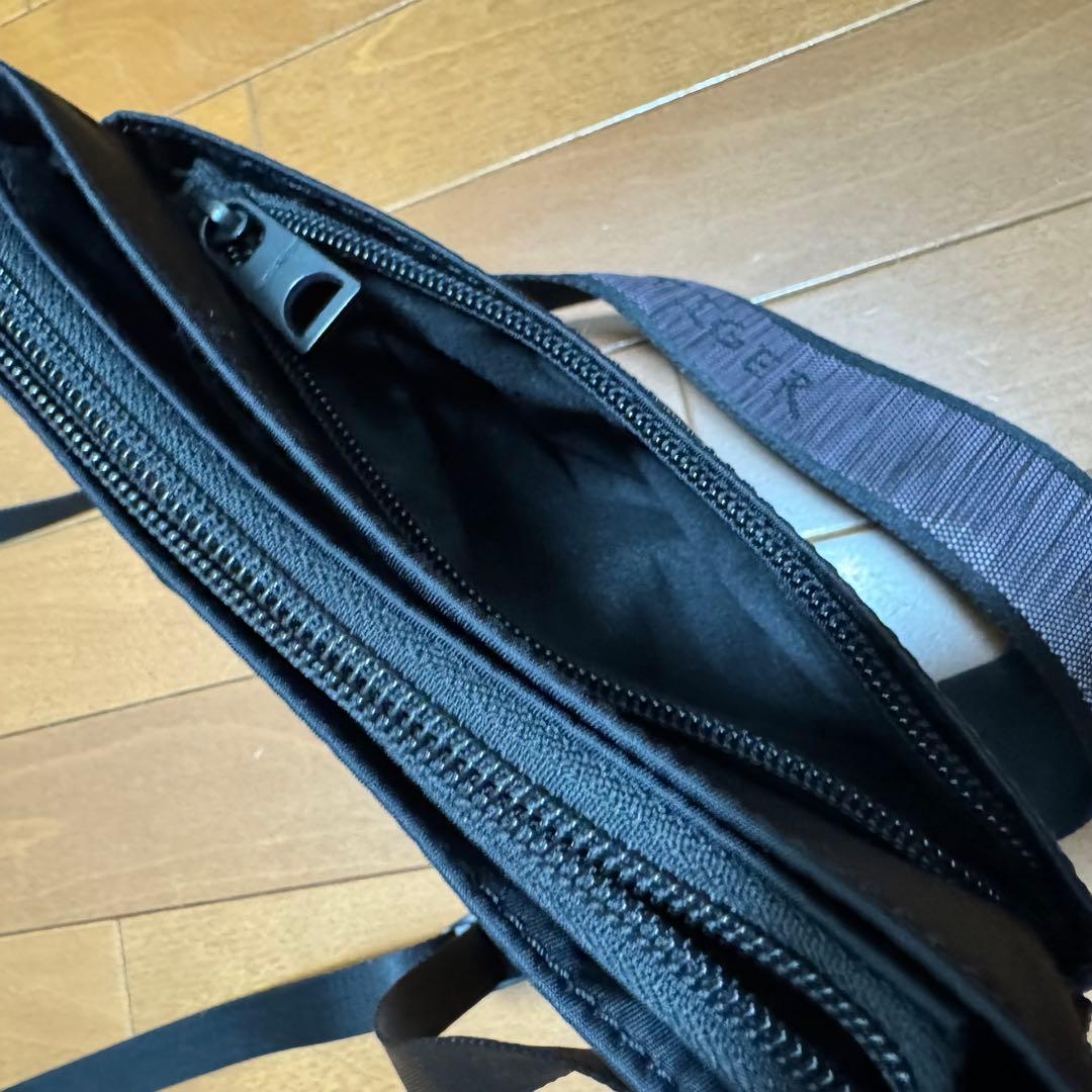 【Onitsuka Tiger】 SMALL SHOULDER BAG