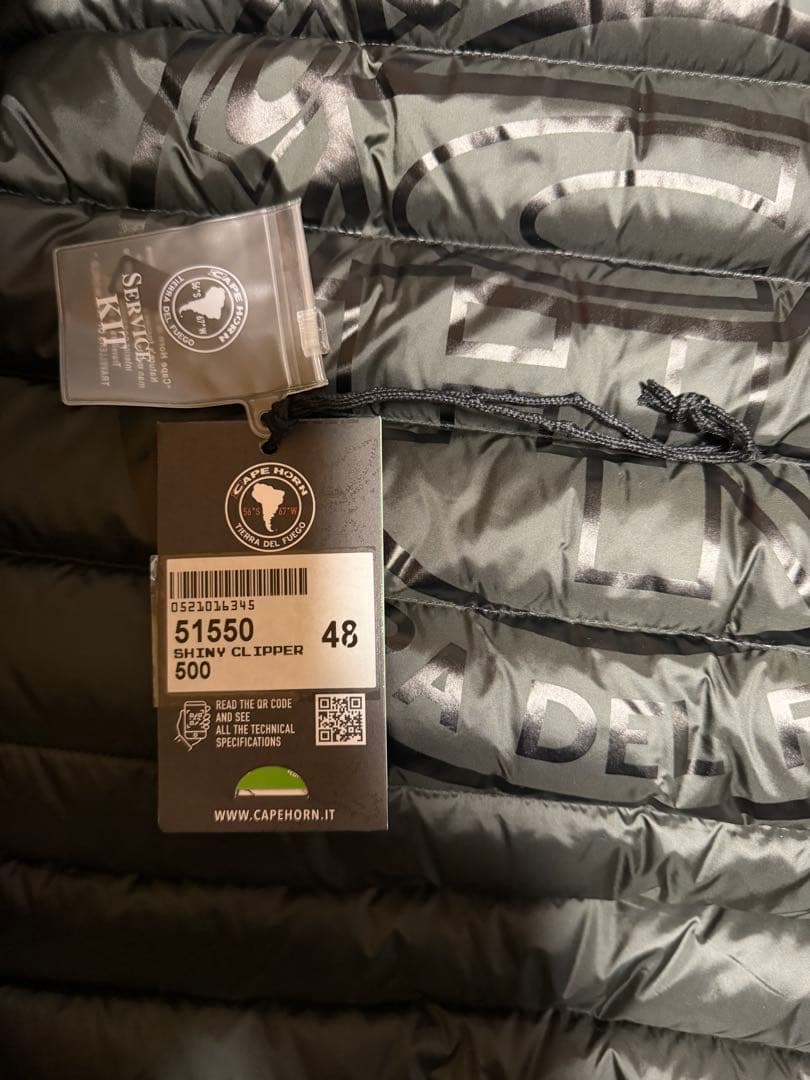 値下げほぼ未使用品Cape Horn ブラック ダウンジャケット