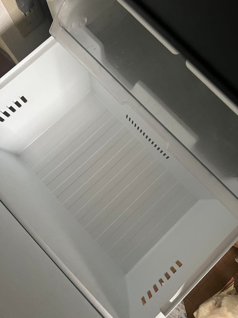 【超美品・2024年製】TOSHIBA冷凍冷蔵庫326Lブラック自動氷製造可能