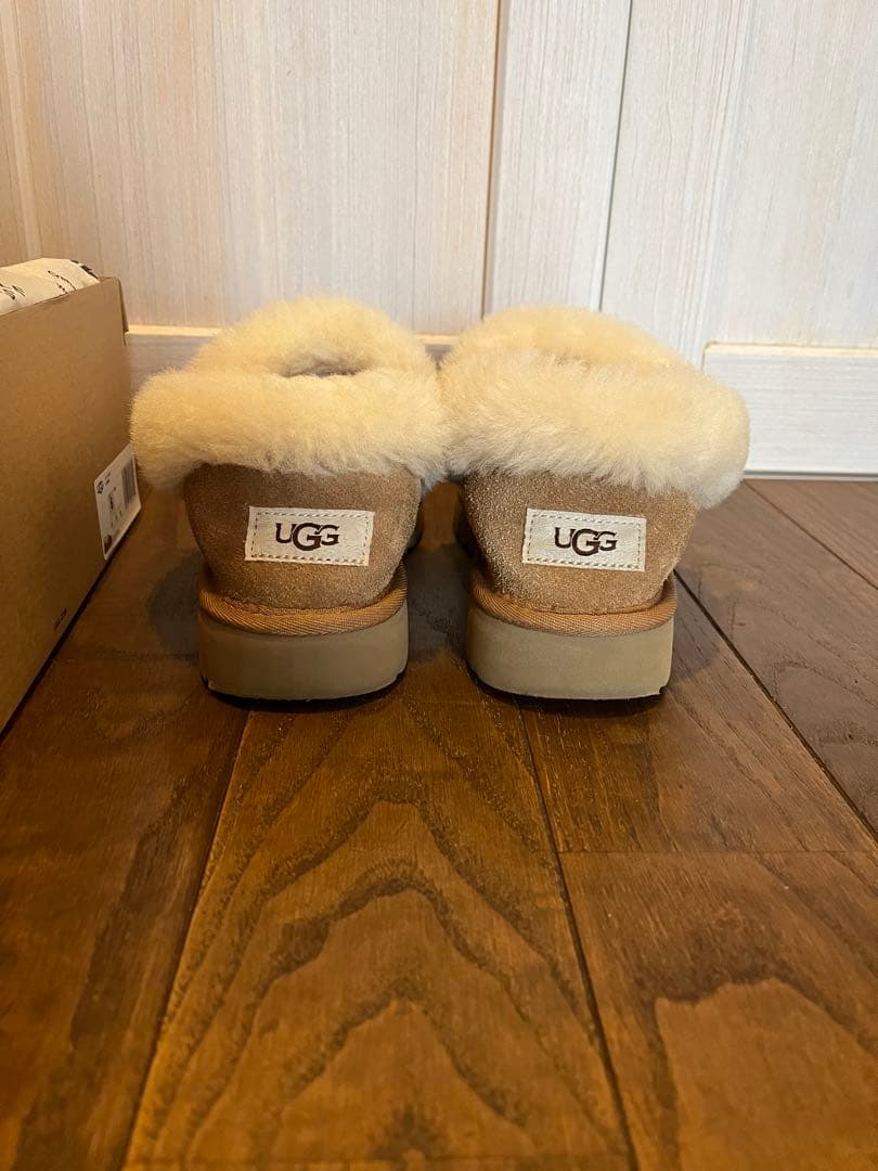 UGG ニタNita スリッポン