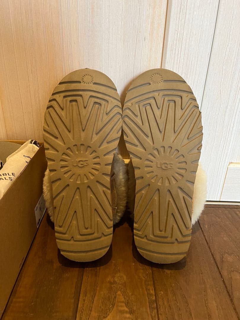 UGG ニタNita スリッポン