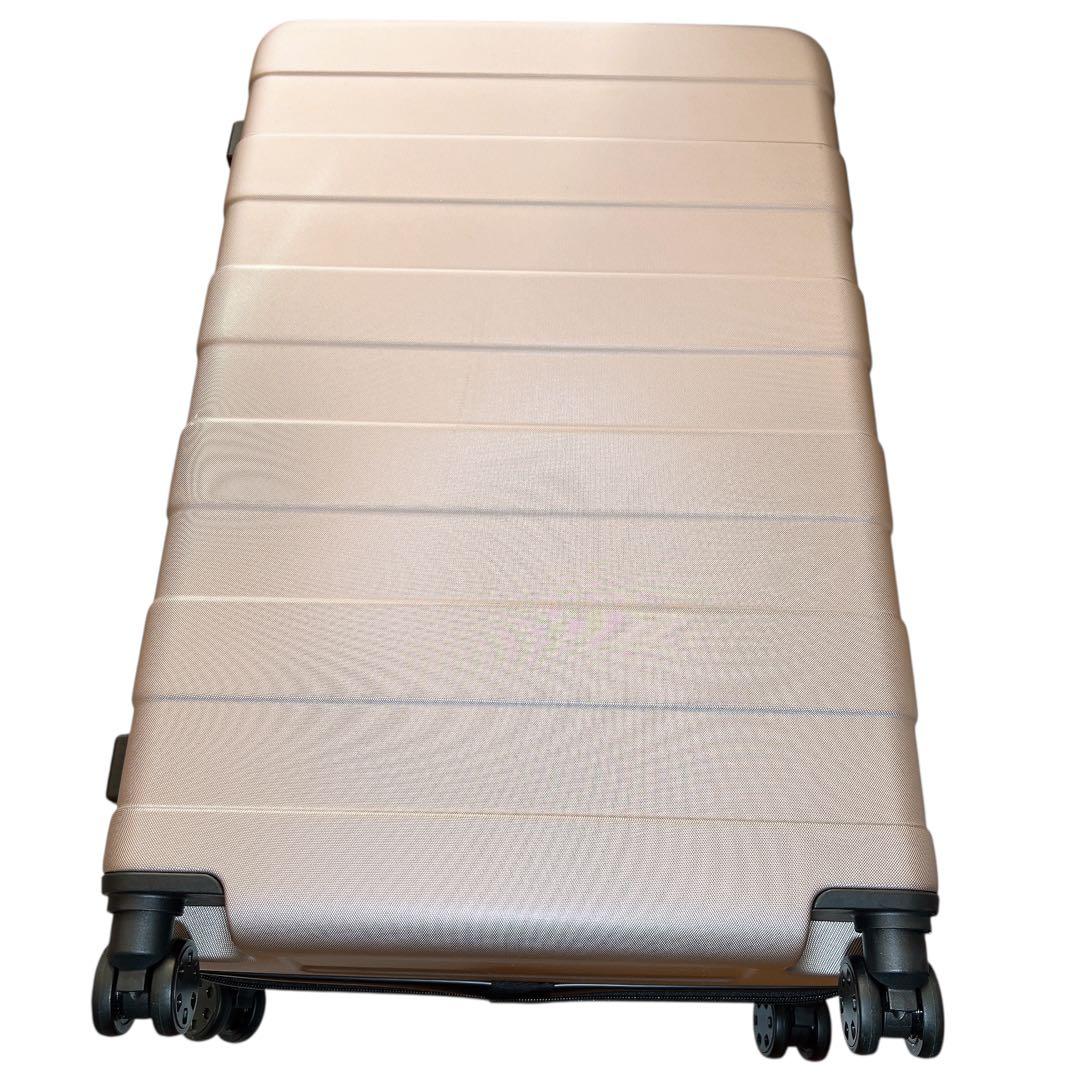 無印良品 キャリーバーの高さを自由に調節できる　ハードキャリーケース　88L ①