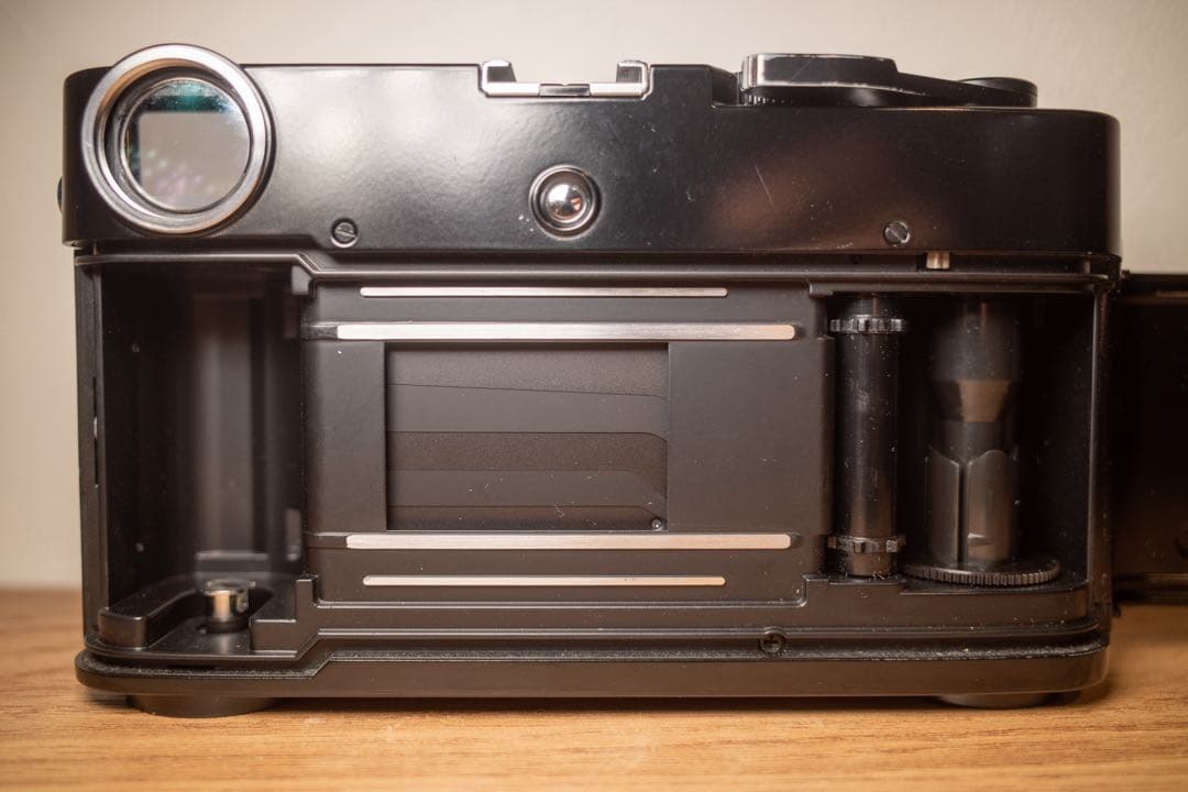 【ライカMマウント】Zeiss Ikon ZMレンジファインダーフィルムカメラ