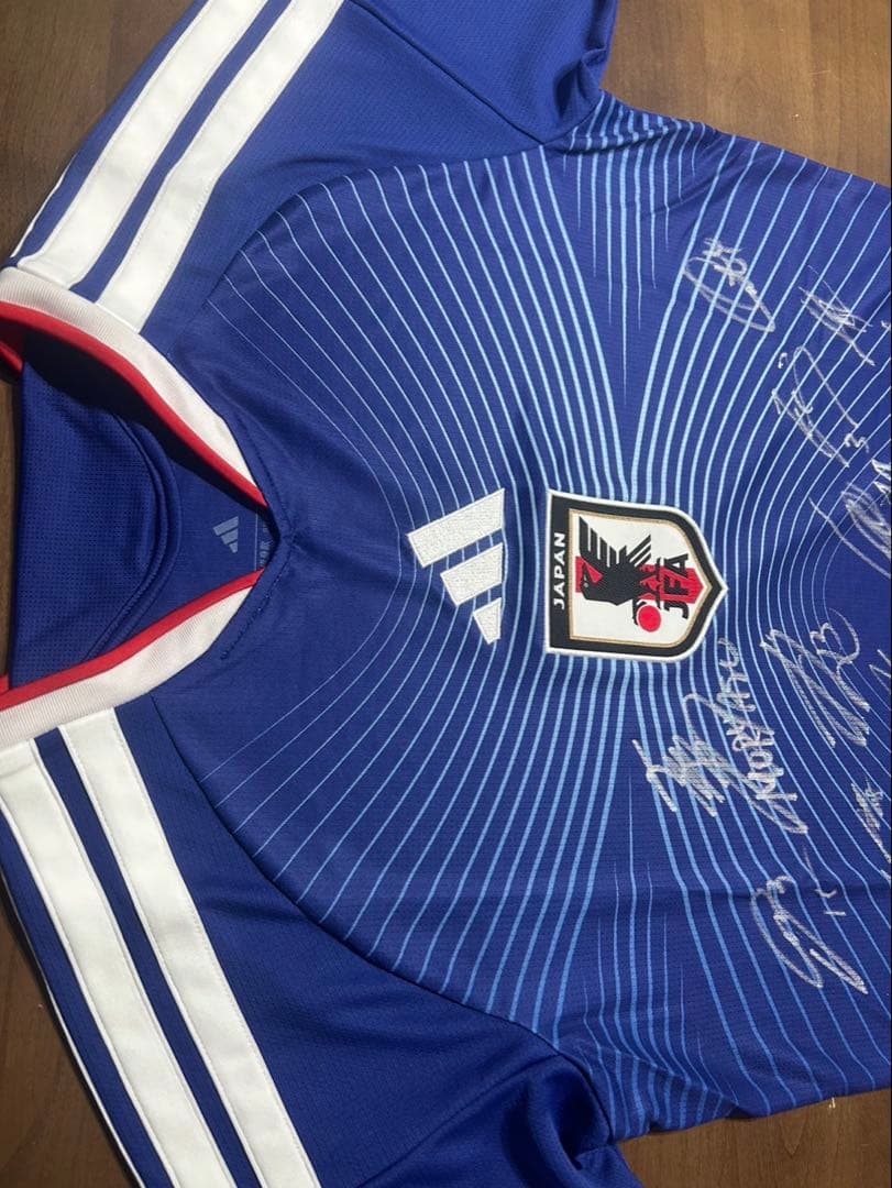 サッカー　日本代表　ユニホーム