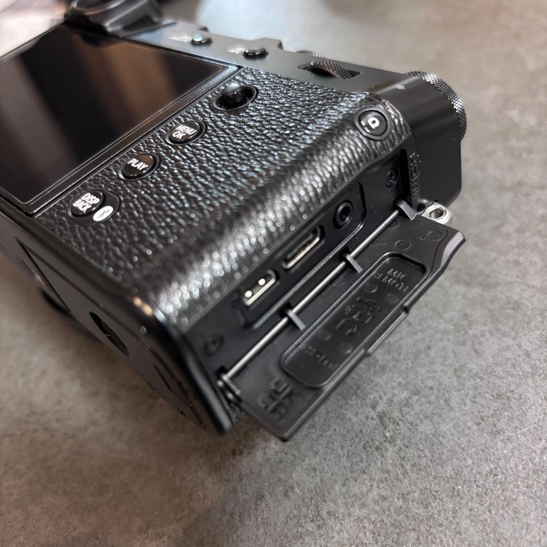 【超美品】FUJIFILM x100vi ブラック