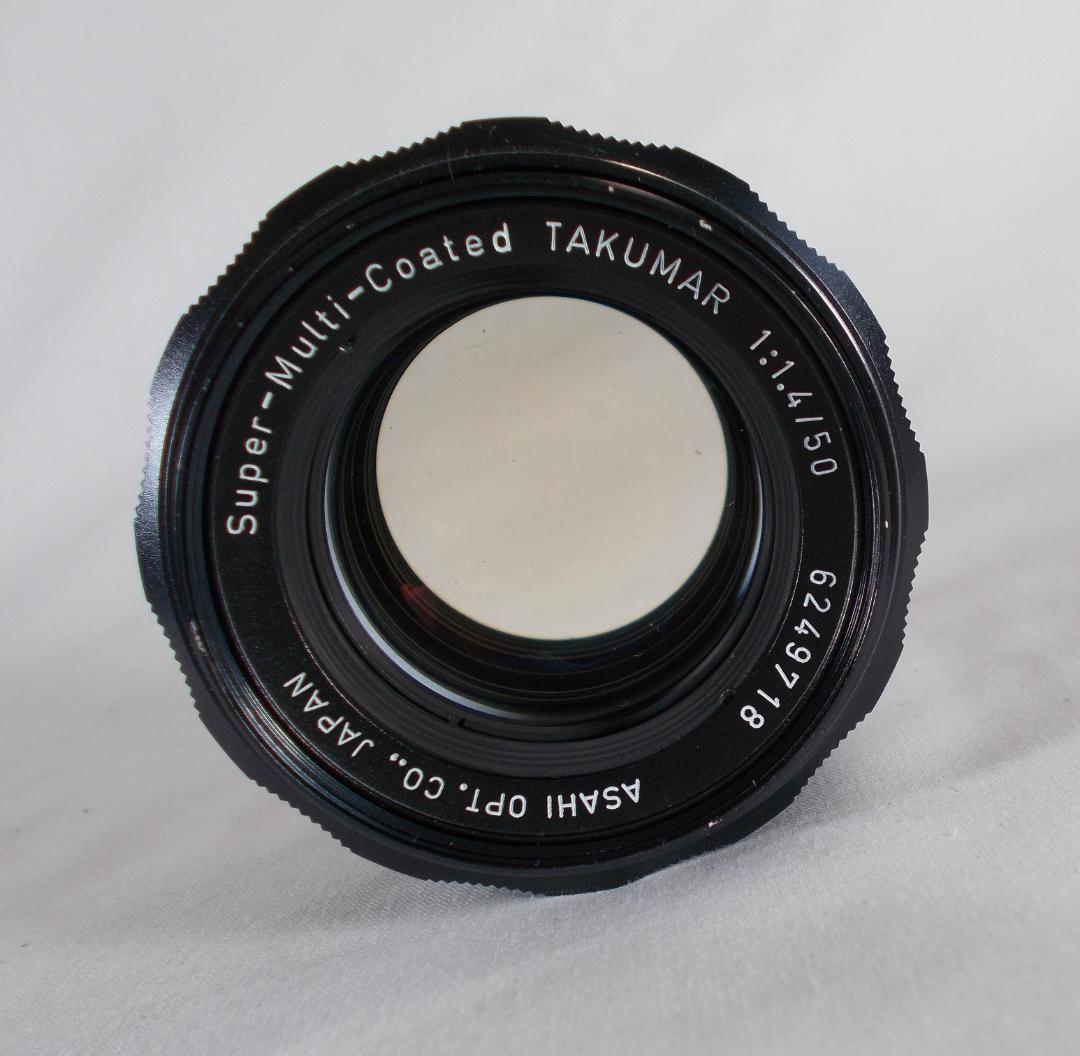 フィルムカメラ 整備済 完動品　Pentax SP　+ f/1.4　P228