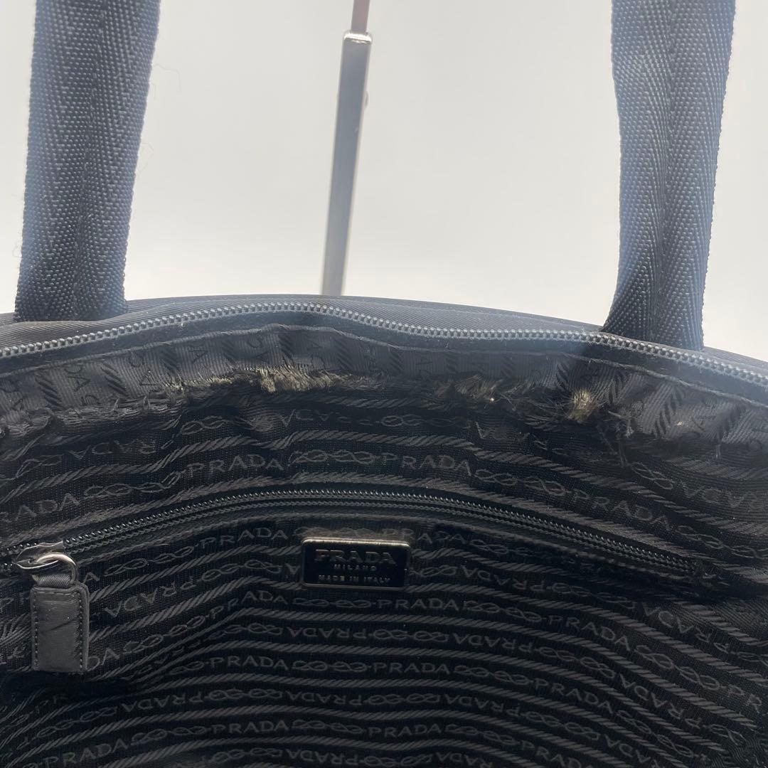 PRADA トートバッグ　ナイロン　肩掛け　ショルダー　ブラック　南京錠付き