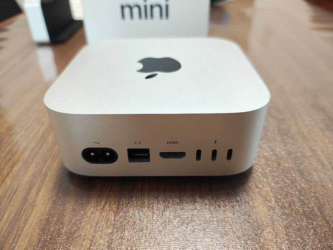 Apple Mac mini M4 2024 + 1TBドック+キーボード付き