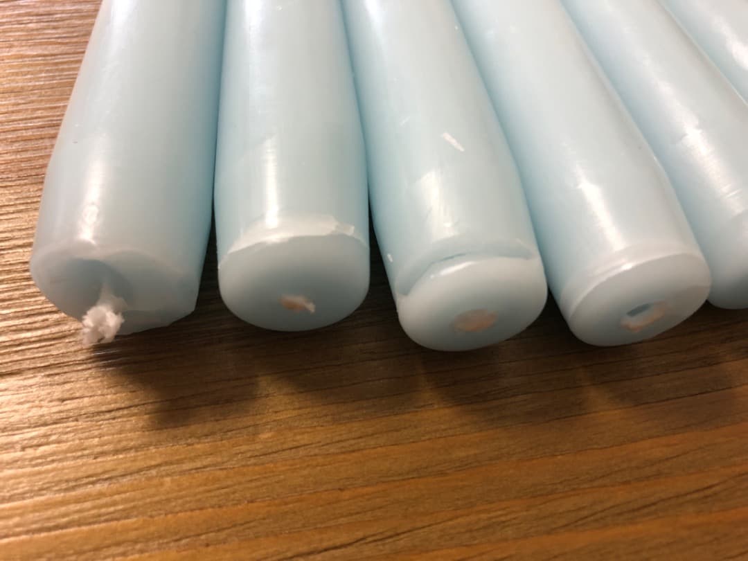 テーパーキャンドル、キャンドルホルダー
