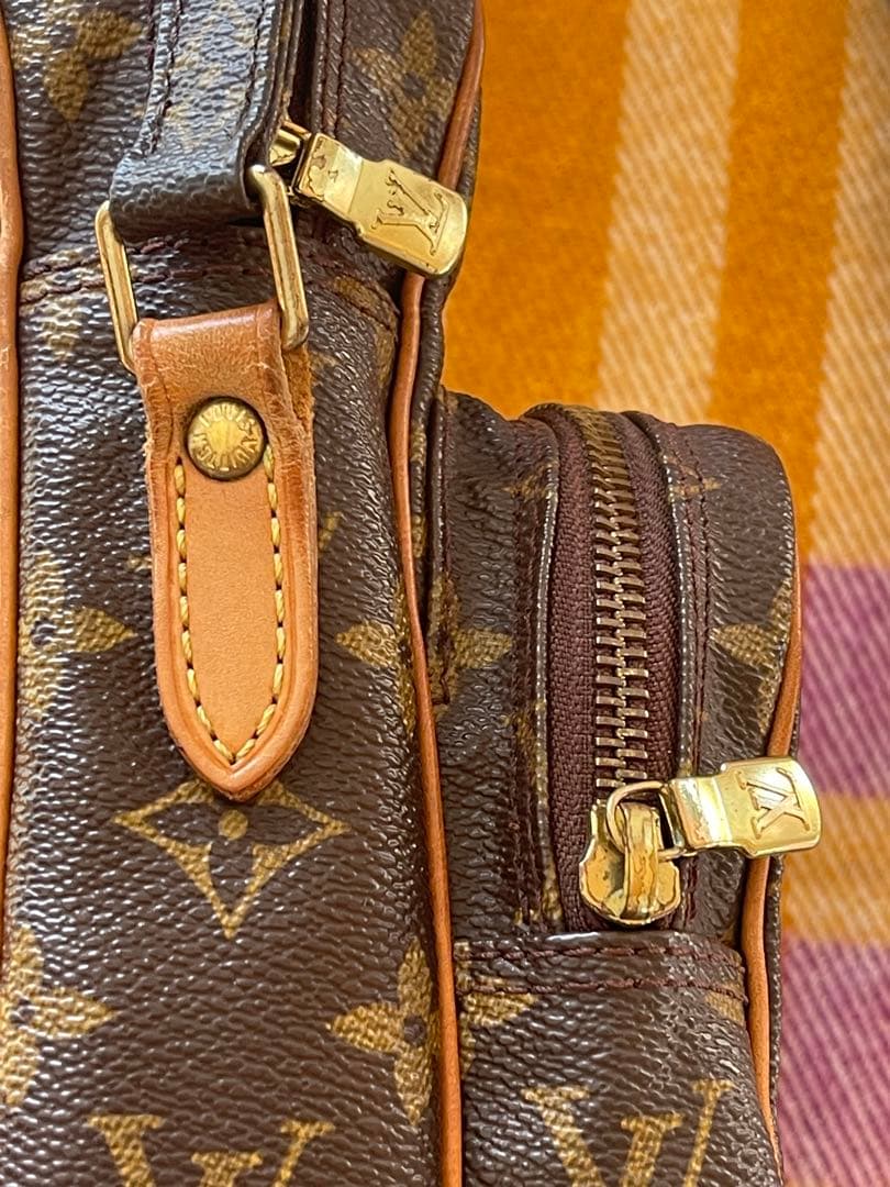 I*H様 美品 LOUIS VUITTON アマゾン ミニショル a994