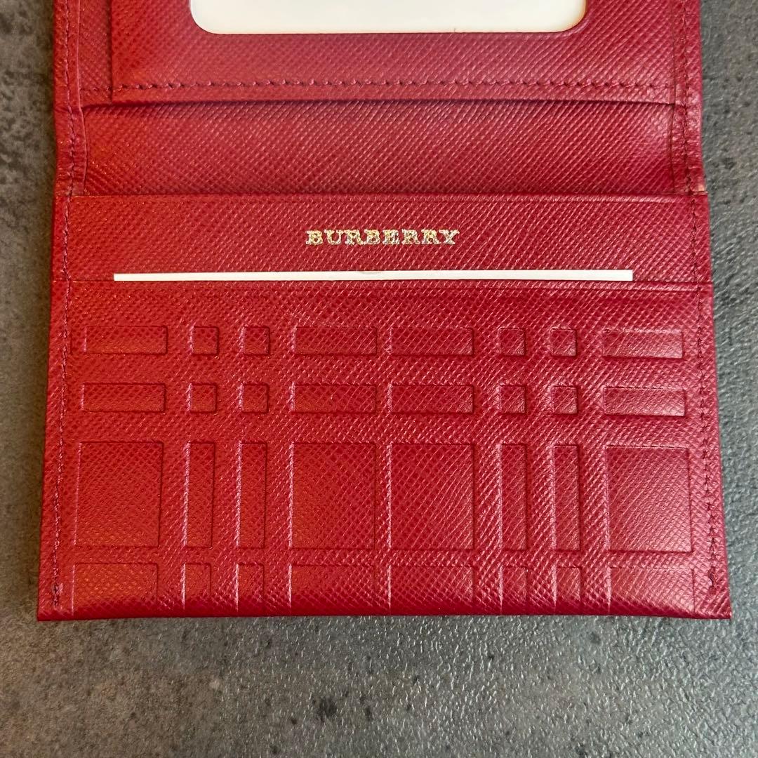 未使用✨BURBERRY エンボス加工　チェック　名刺入れ　カード　パスケース