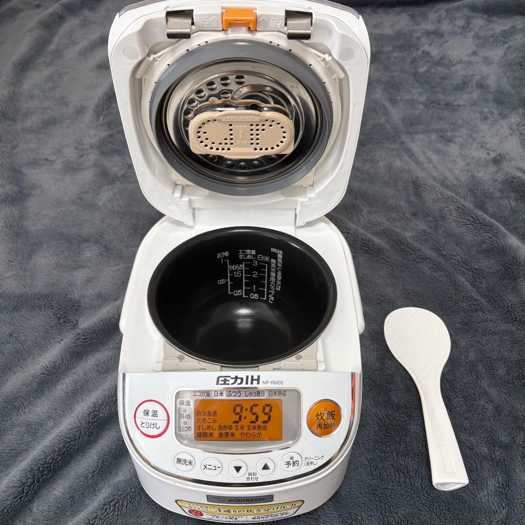 象印 NP-RM05-WA 圧力IH炊飯器3合