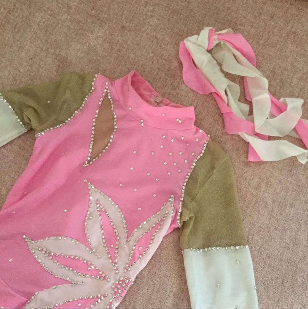 フィギュアスケート 衣装 (女の子)