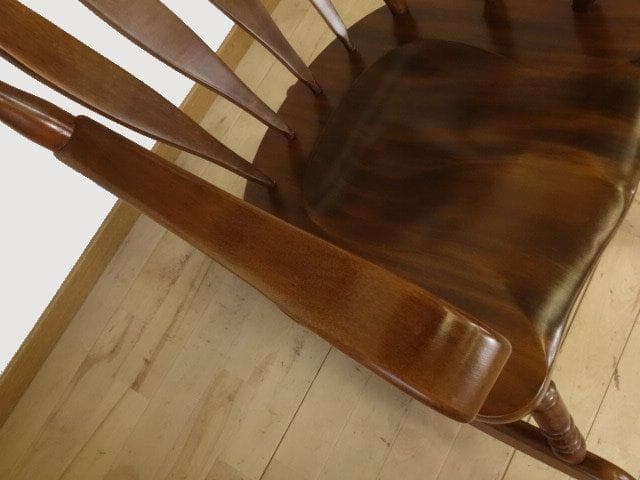 木製　ロッキングチェアー　彫刻入　再塗装済　ＵＳＥＤ