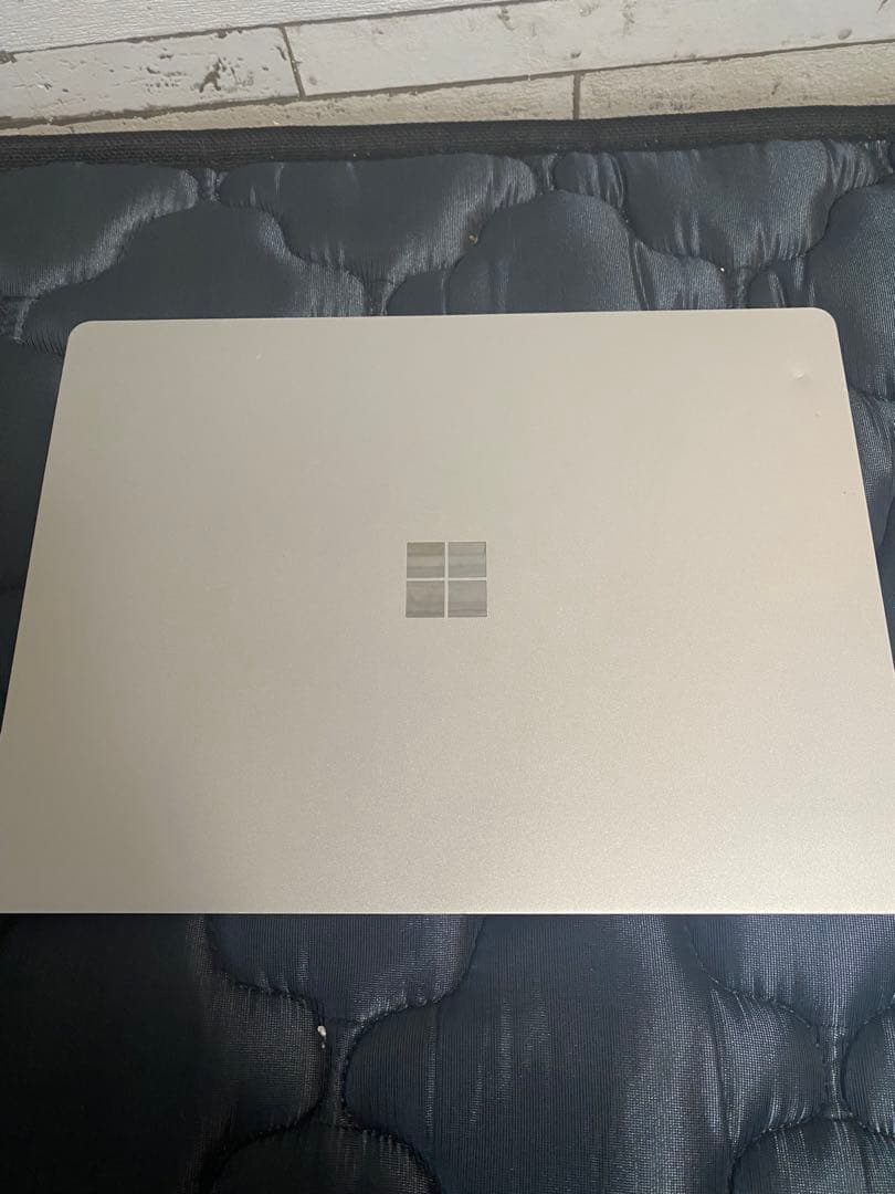 ん*べ様 windows11 pro Surface Lapto
