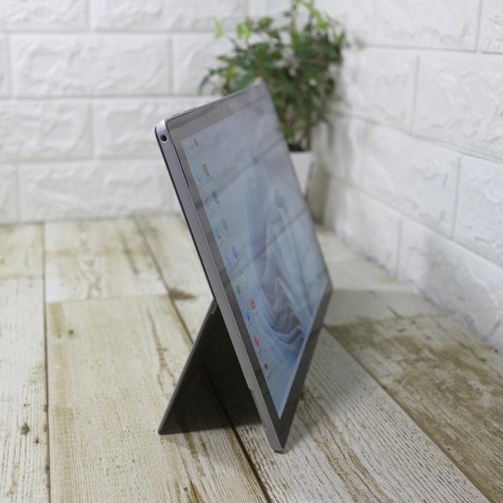 サムsurface pro7+ SSD256GB i5 タッチパネル