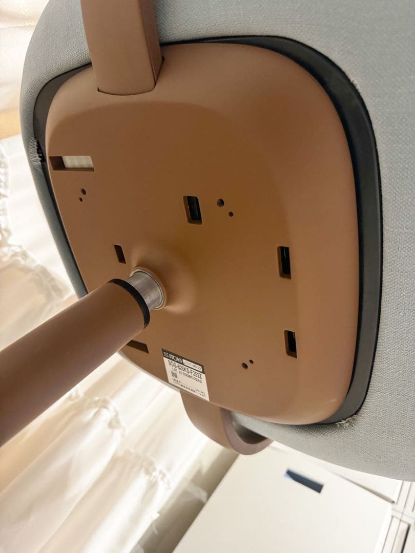 【土日祝のみ発送】イトーキ　バーテブラ03