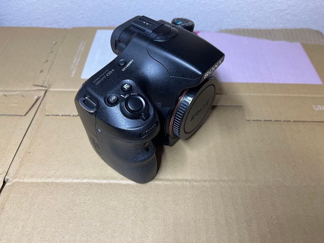 SONY ソニー α65 一眼レフカメラ　本体ほか付属品付き