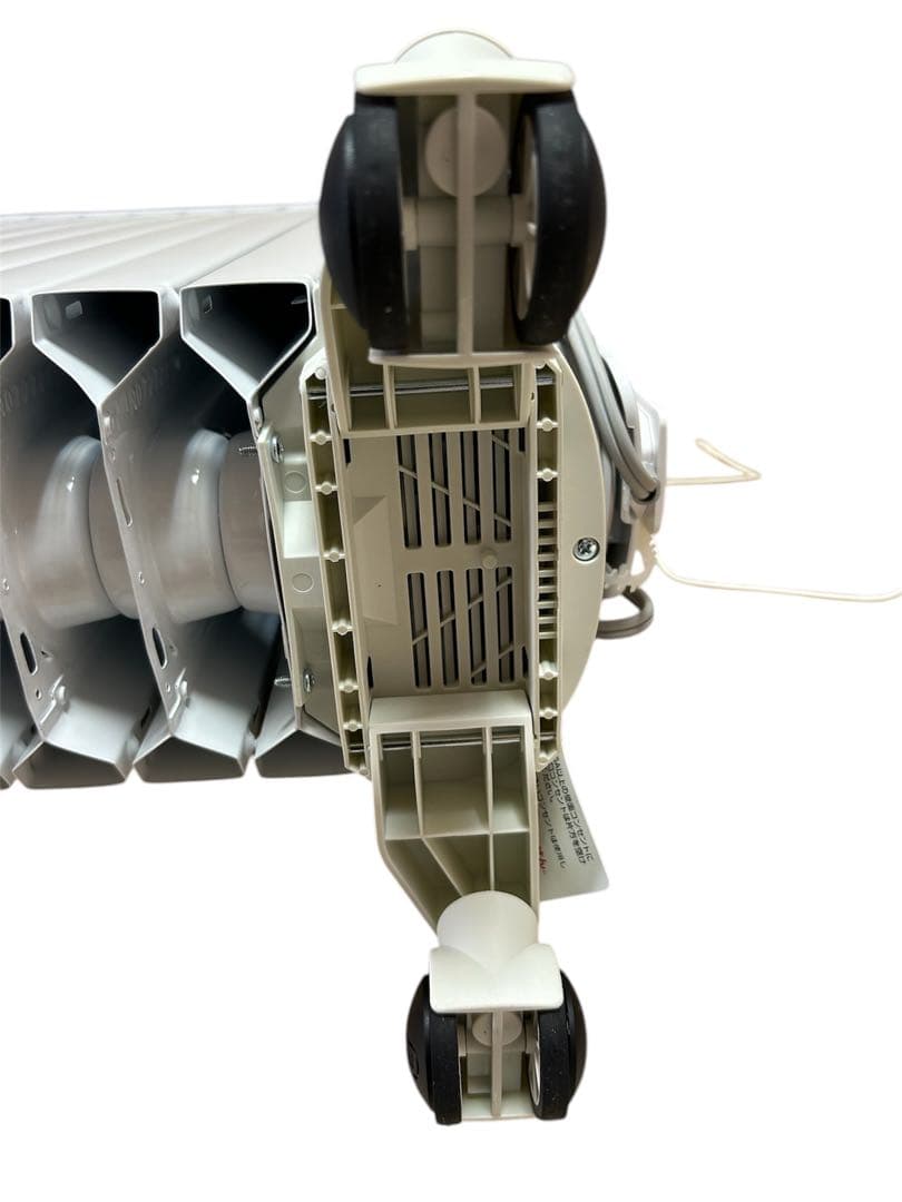 美品　デロンギオイルヒーターDeLonghi RHJ65L0712 8畳〜10畳