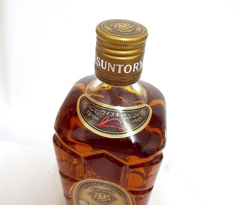 希少 SUNTORY サントリー 黒角 43° 700ml 角瓶 黒