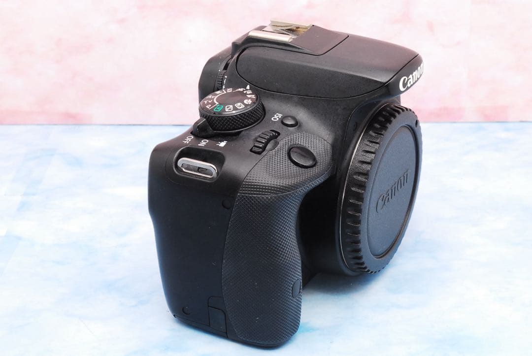 Canon Kiss X7◎一眼レフカメラ◎小型＆軽量で持ち運びラクラク♪