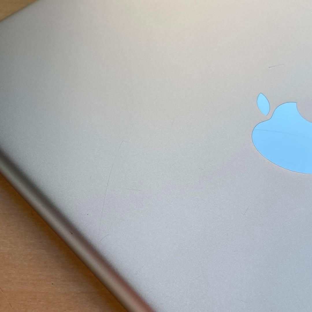 iPad 第6世代　A1893　Wi-Fiモデル　シルバー　32GB 美品　#5