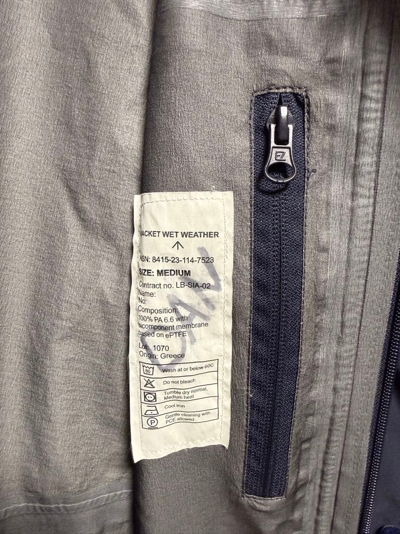 ジャケット・アウター  Navy WET WEATHER GORE-TEX siamidis