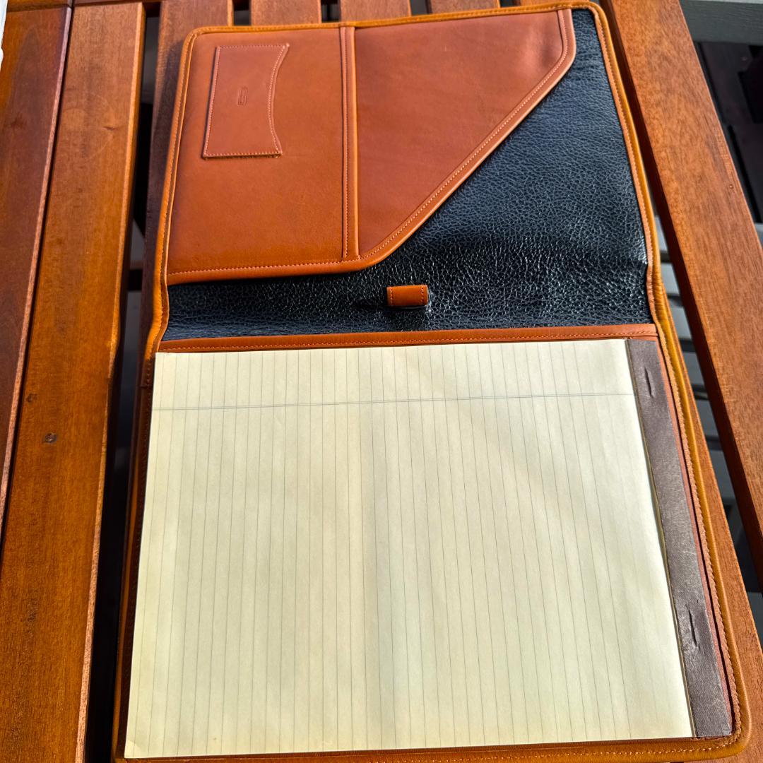 g*y様 新品未使用、自宅保管COACH A4版　レザー ノートパッドブラウン