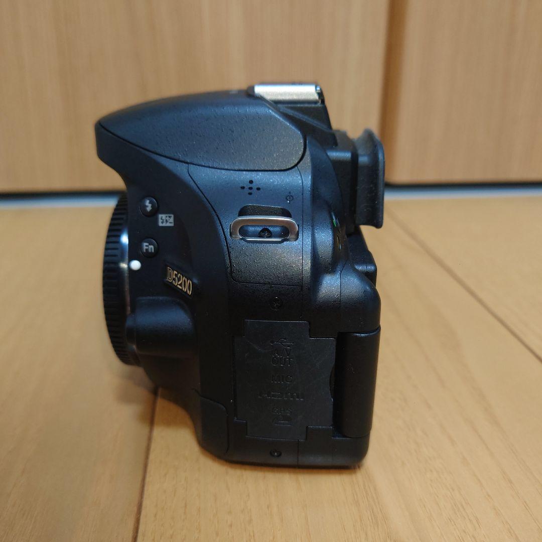 ル*ナ様 【ジャンク品】Nikon D5200 デジタル一眼レフカメラ