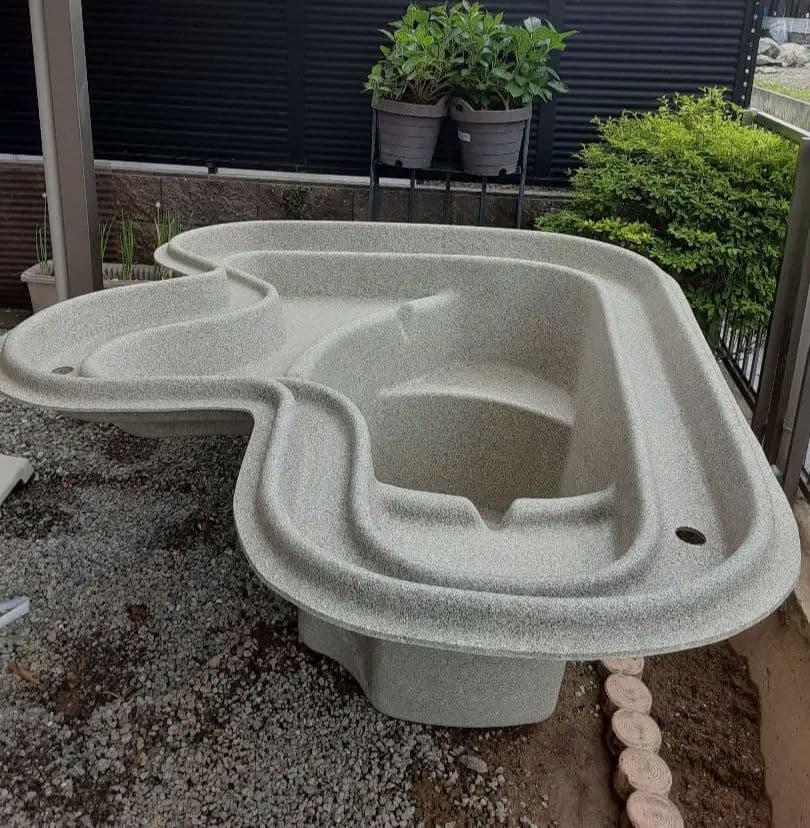 みかげ調プラ池