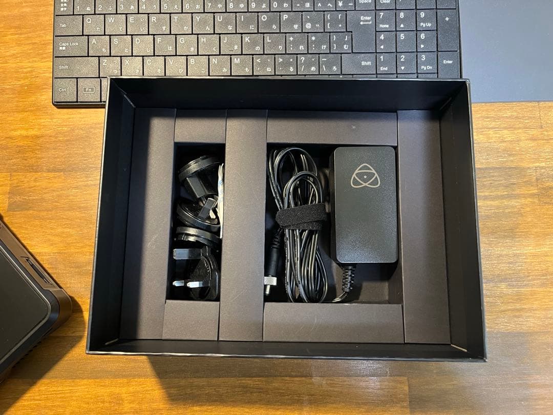 Atomos shinobi 7 アトモス モニター　値下げ