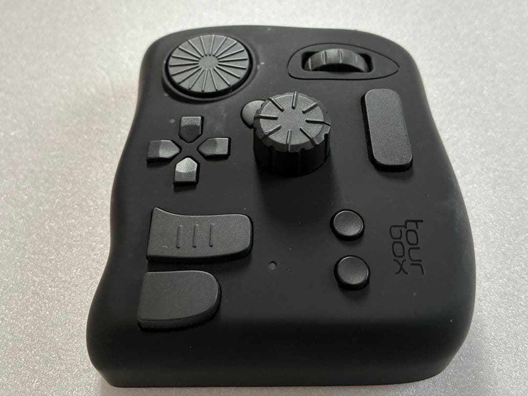 TourBox Neo 左手デバイス 画像・動画編集コントローラー