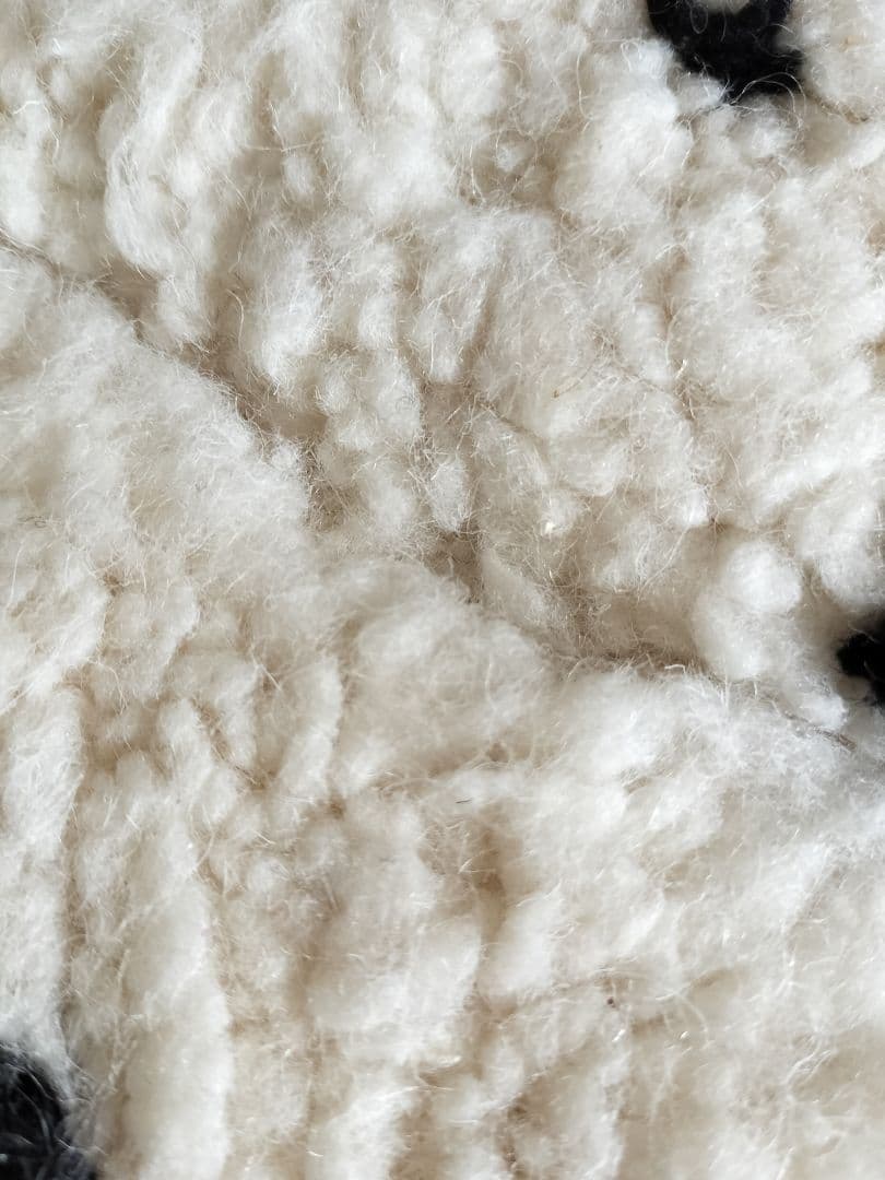 新品/人気/アイボリーベース黒ドット平織りダイヤ柄ベニワレン　No.572