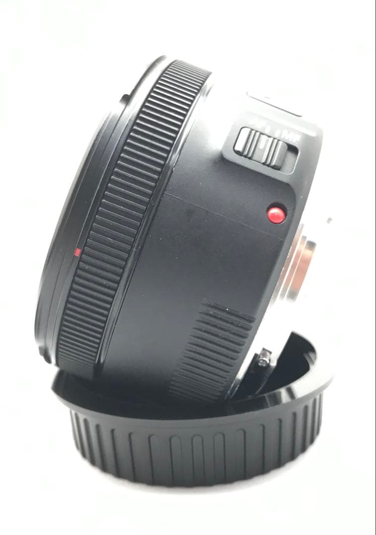 単焦点の最高傑作CANON EF 50mm f1.8 STMでございます