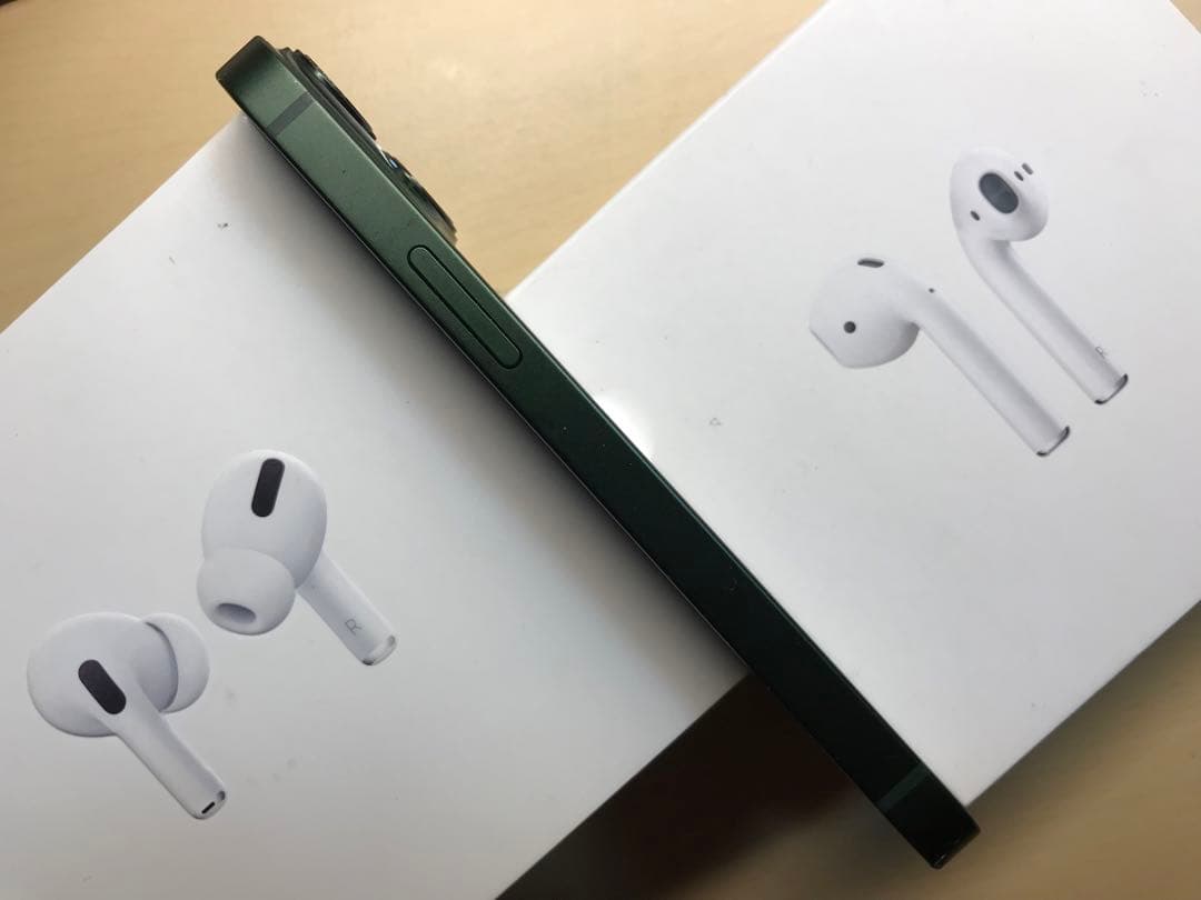 iPhone13mini グリーン　SIMフリー　割れなし