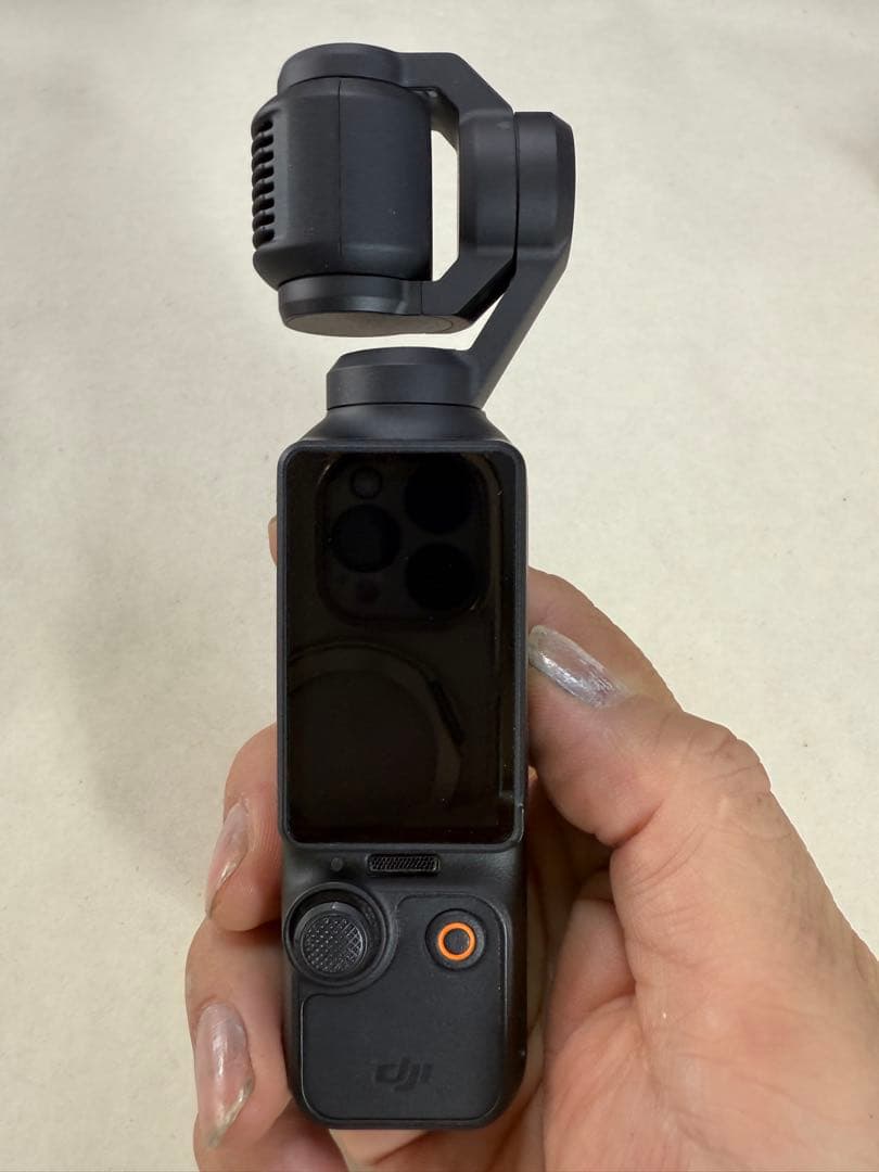美品　DJI カメラ Osmo Pocket 3 クリエイターコンボ