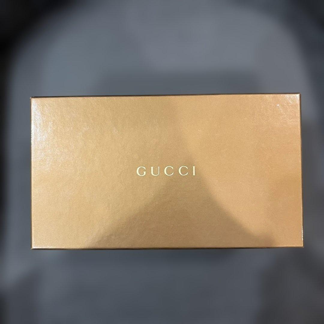 GUCCI ホワイトラウンドサングラス ケース付き