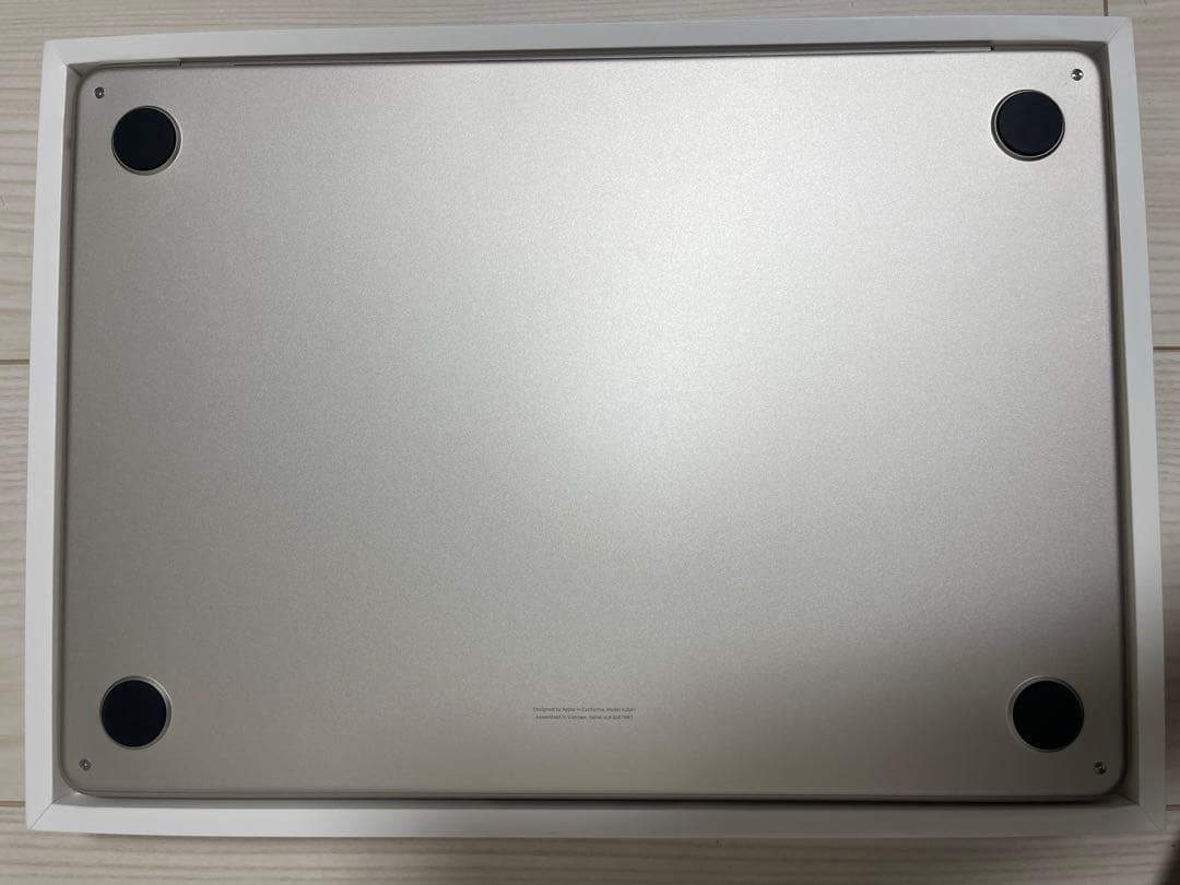 MacBook本体 MacBookAir M2 256GB