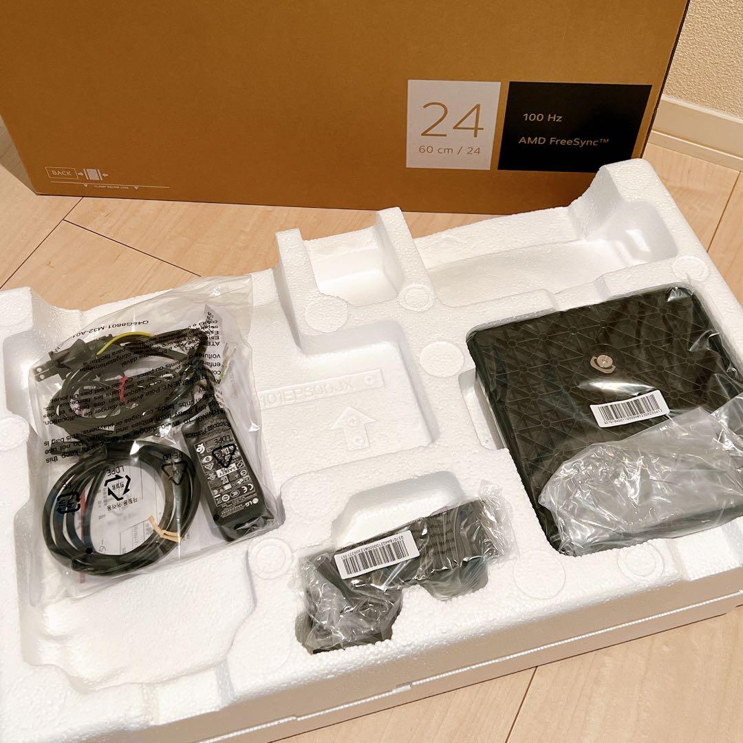 《最終値下げ‼︎》LG PCモニター新品未開封のスタンド付き‼︎