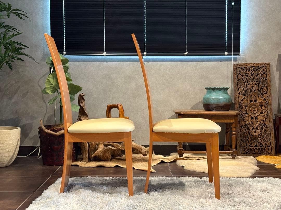 美品　高級家具　チェア　シンプル　モダン　PAKSNWI ハイバックチェア　YZ